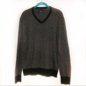 American Eagle Outfitters V-Neck Gray Sweater